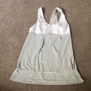 Lululemon tank